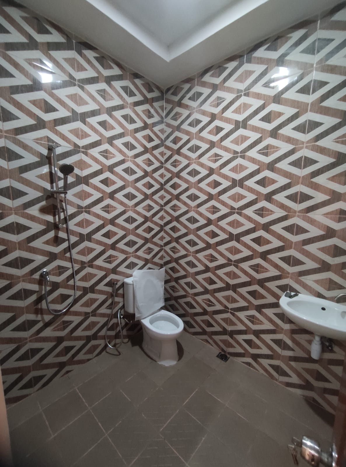 Dijual Rumah Nyaman Strategis di Mulyosari Utara Wilayah Surabaya Timur - Thumbnail 4