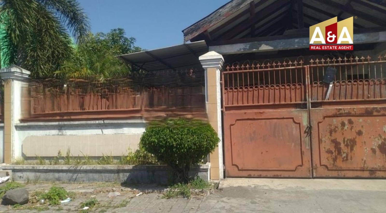 Dijual Rumah Kawasan Ramai di Candi Lontar Surabaya Barat - Image 1