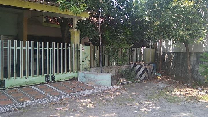 Dijual Rumah Strategis di Mulyosari Utara Wilayah Surabaya Timur - Image 1