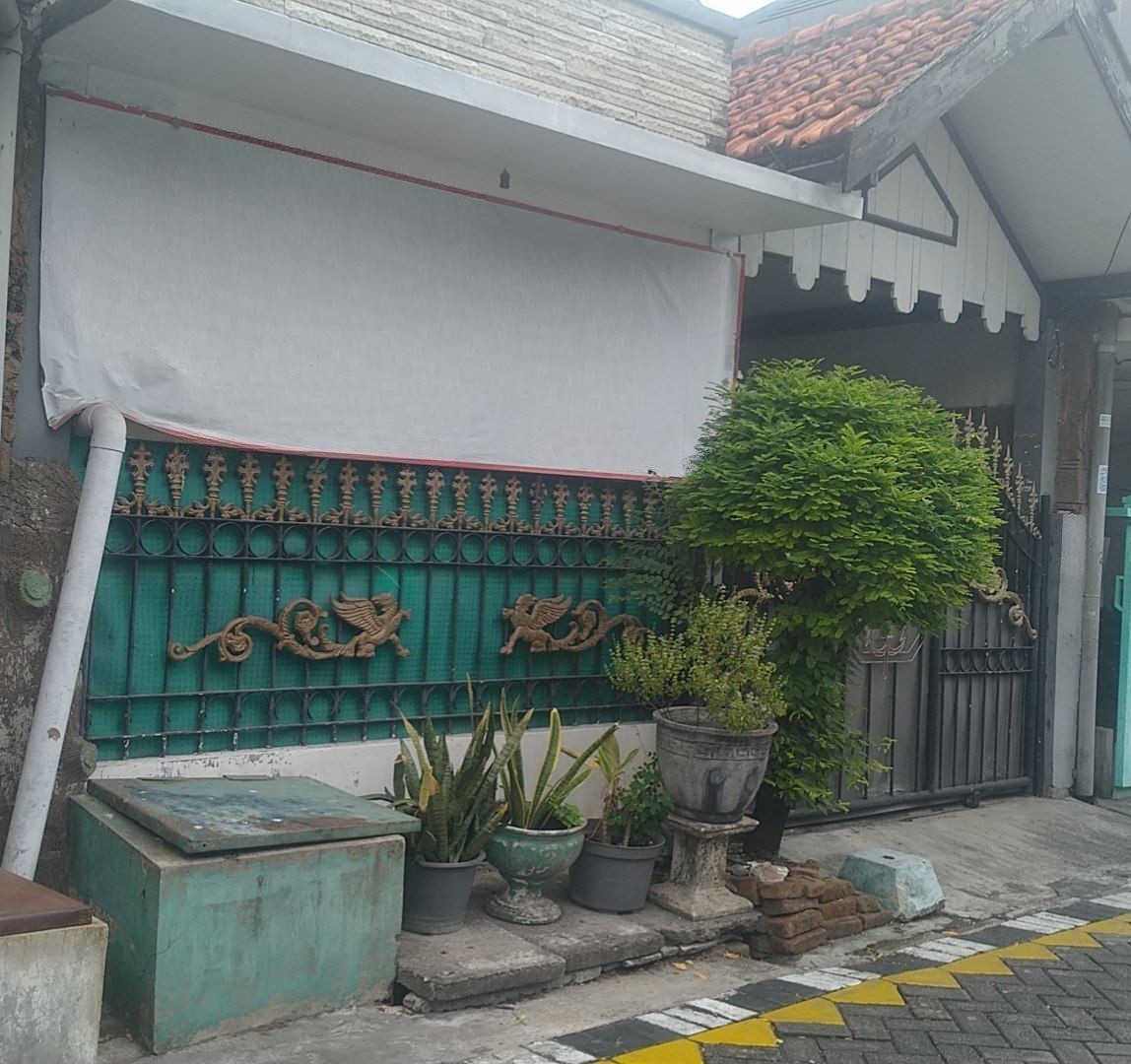 Dijual Rumah Nyaman di Gunung Sari Indah Surabaya Selatan - Image 1