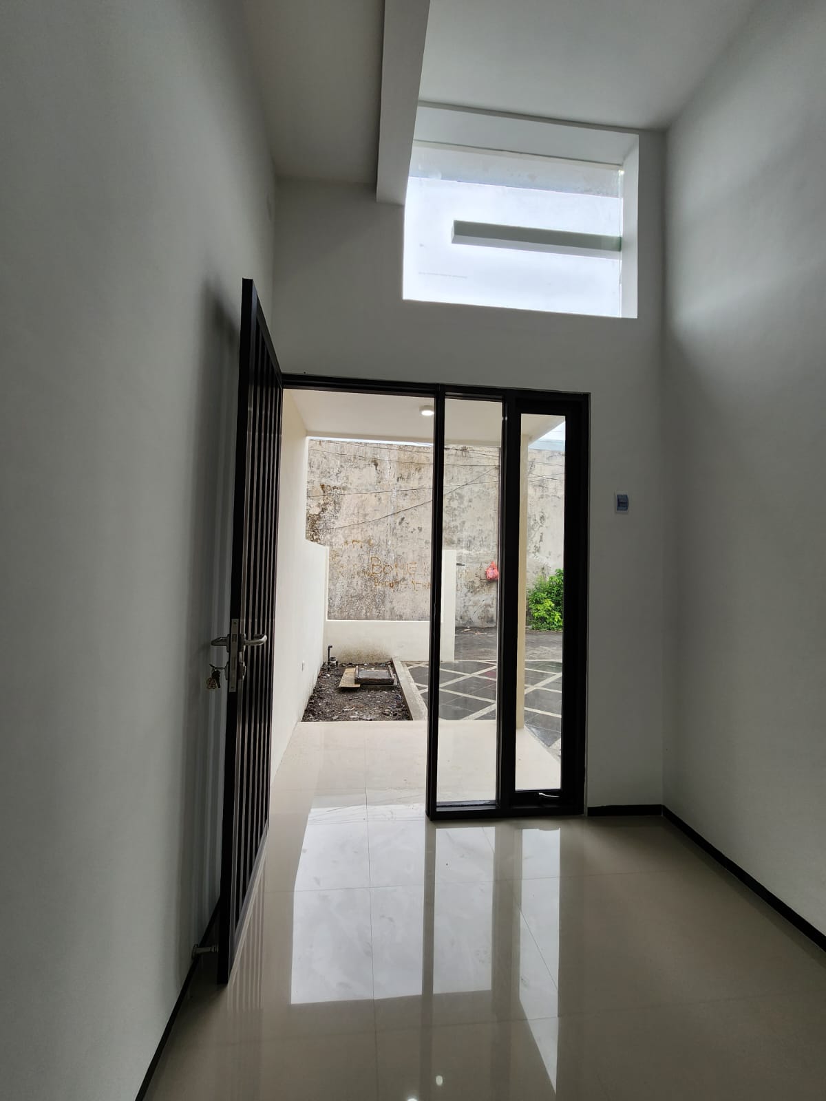 Dijual Rumah Strategis di Kendung Jaya Wilayah Surabaya Barat - Thumbnail 4