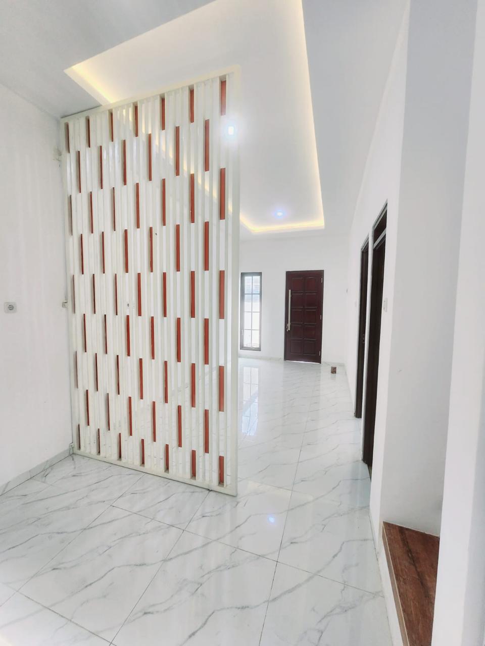 Dijual Rumah Bagus Strategis di Wilayah Kuwukan Lapangan Surabaya Barat - Thumbnail 3