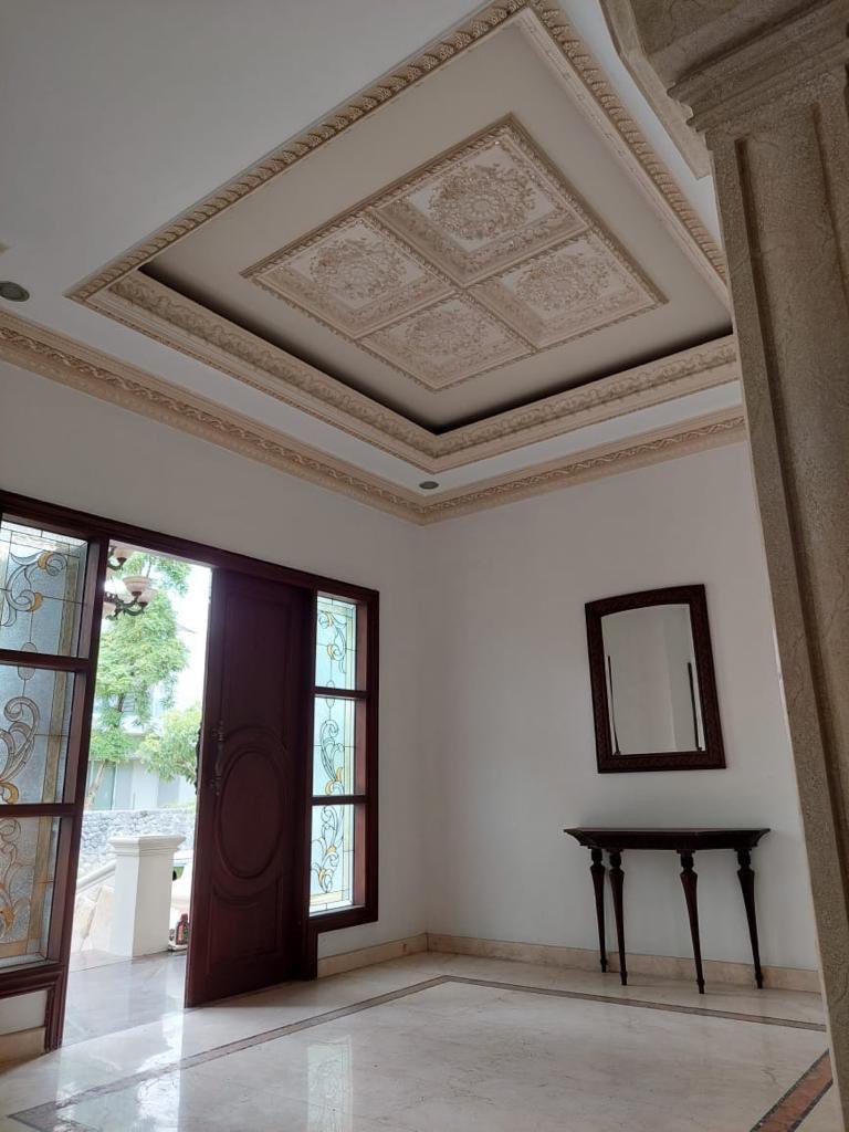 Dijual Rumah Mewah Lokasi Strategis di Selat Golf Citraland Surabaya Barat - Image 1