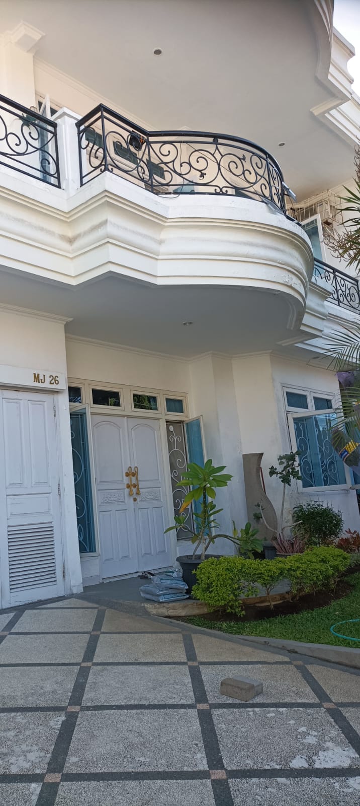 Dijual Rumah Bagus Strategis Mulyosari Prima Utara di Wilayah Surabaya Timur - Image 1