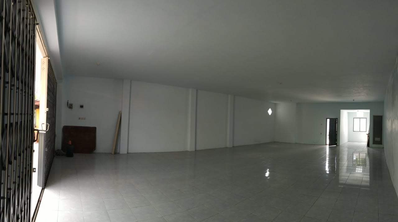 Dijual/Disewakan Toko Strategis di Wilayah Raya Labruk Lumajang - Image 1