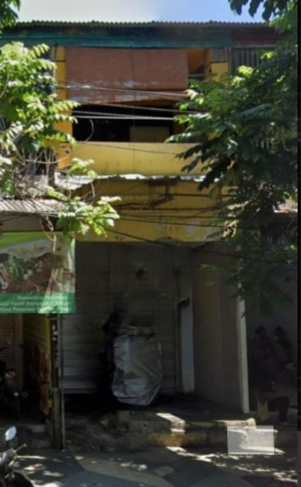 Disewakan Ruko Strategis di Dharmahusada Surabaya Timur - Image 1