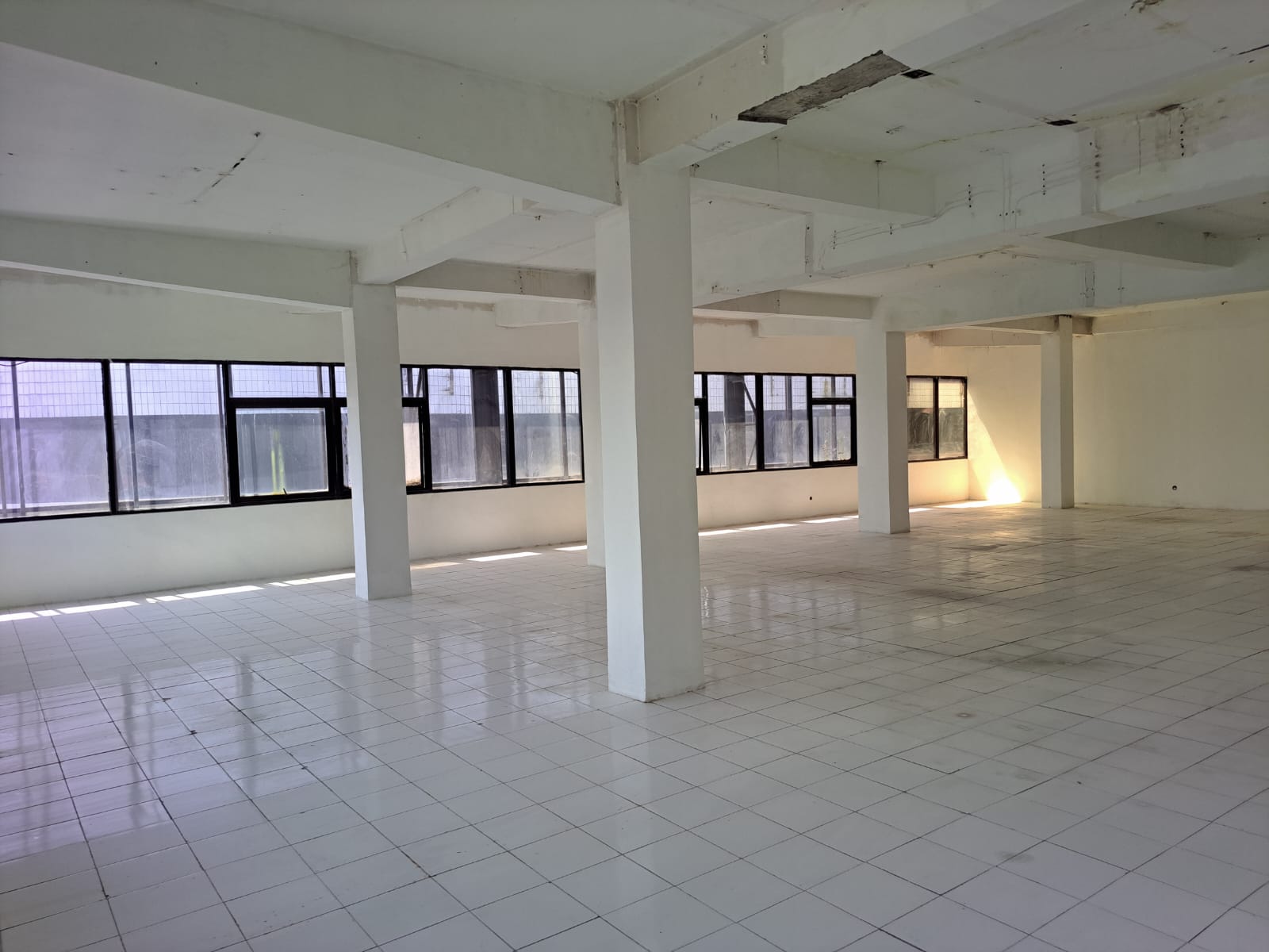 Disewakan Ruko Strategis di Wilayah Surabaya Timur - Thumbnail 3