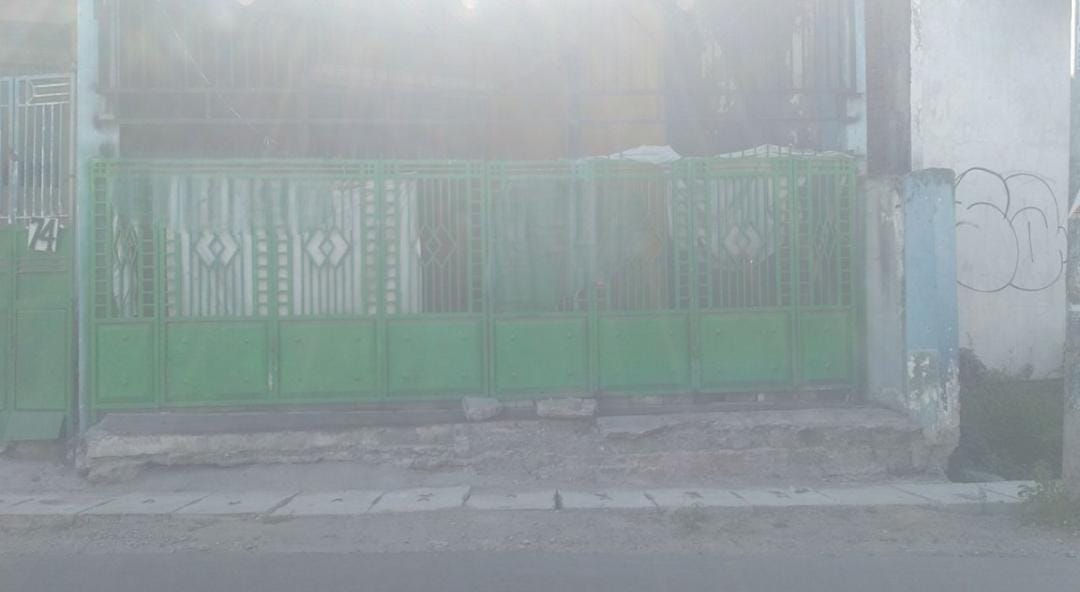 Dijual/Disewakan Rumah Nyaman Strategis di Bringin Indah Surabaya Barat - Image 1