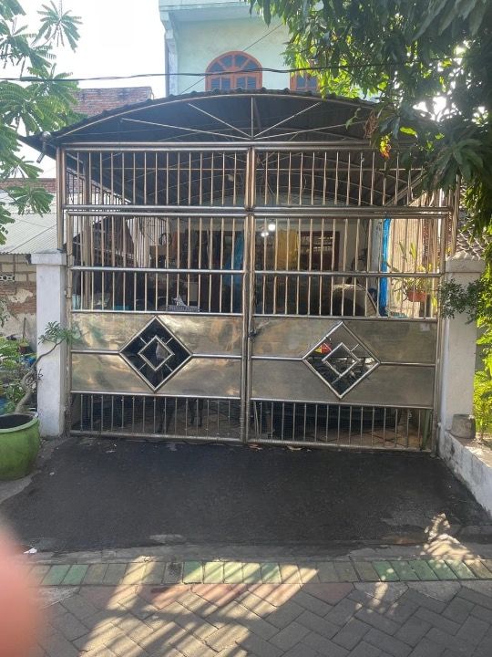 Dijual Rumah Bagus Strategis Juwingan di Wilayah Surabaya Timur - Image 1