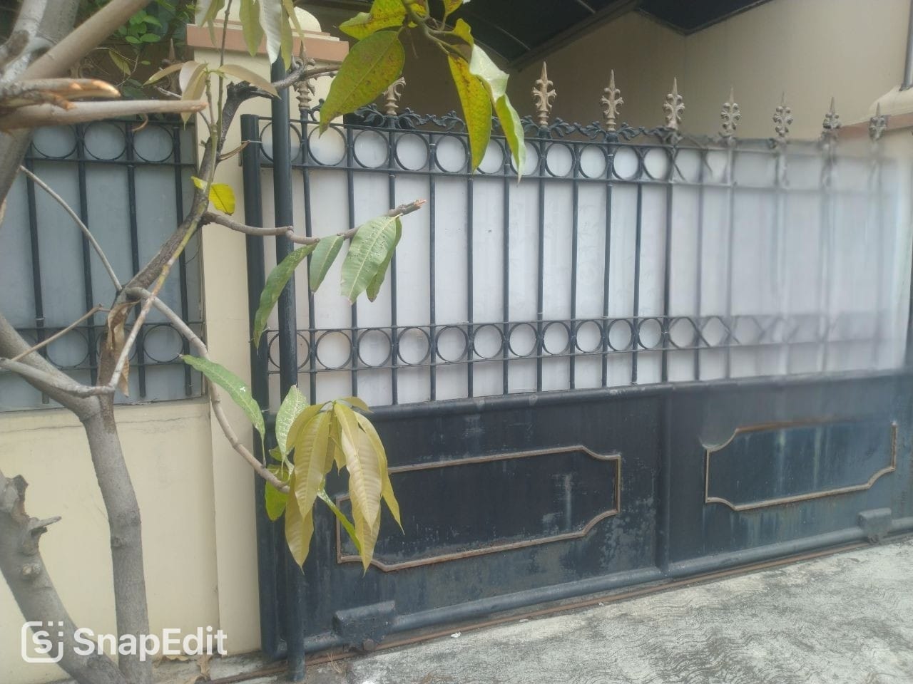 Dijual Rumah Nyaman Strategis di Perumahan Gunungsari Indah Surabaya Selatan - Image 1