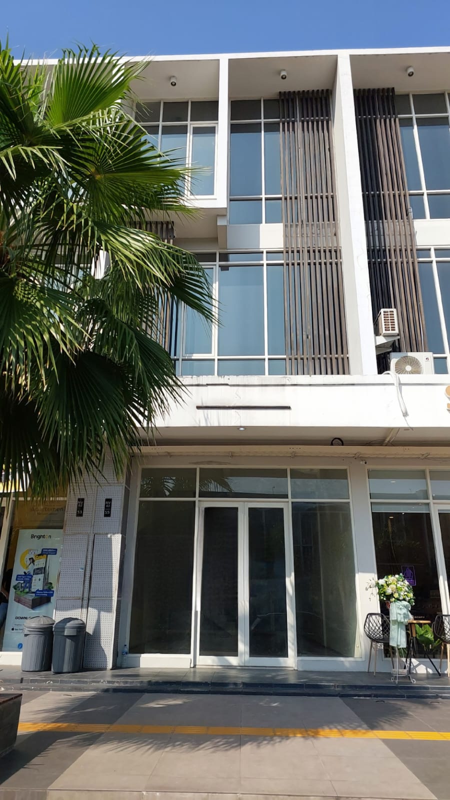 Disewakan Ruko Strategis di Wilayah Northwest Citraland Surabaya Barat - Image 1