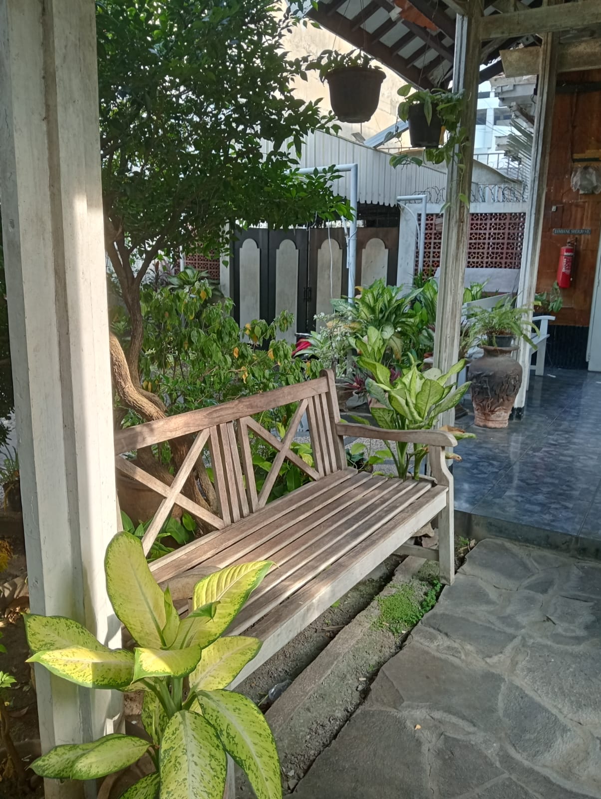 Dijual Rumah Bagus Strategis Kaca Piring di Wilayah Surabaya Pusat - Thumbnail 4