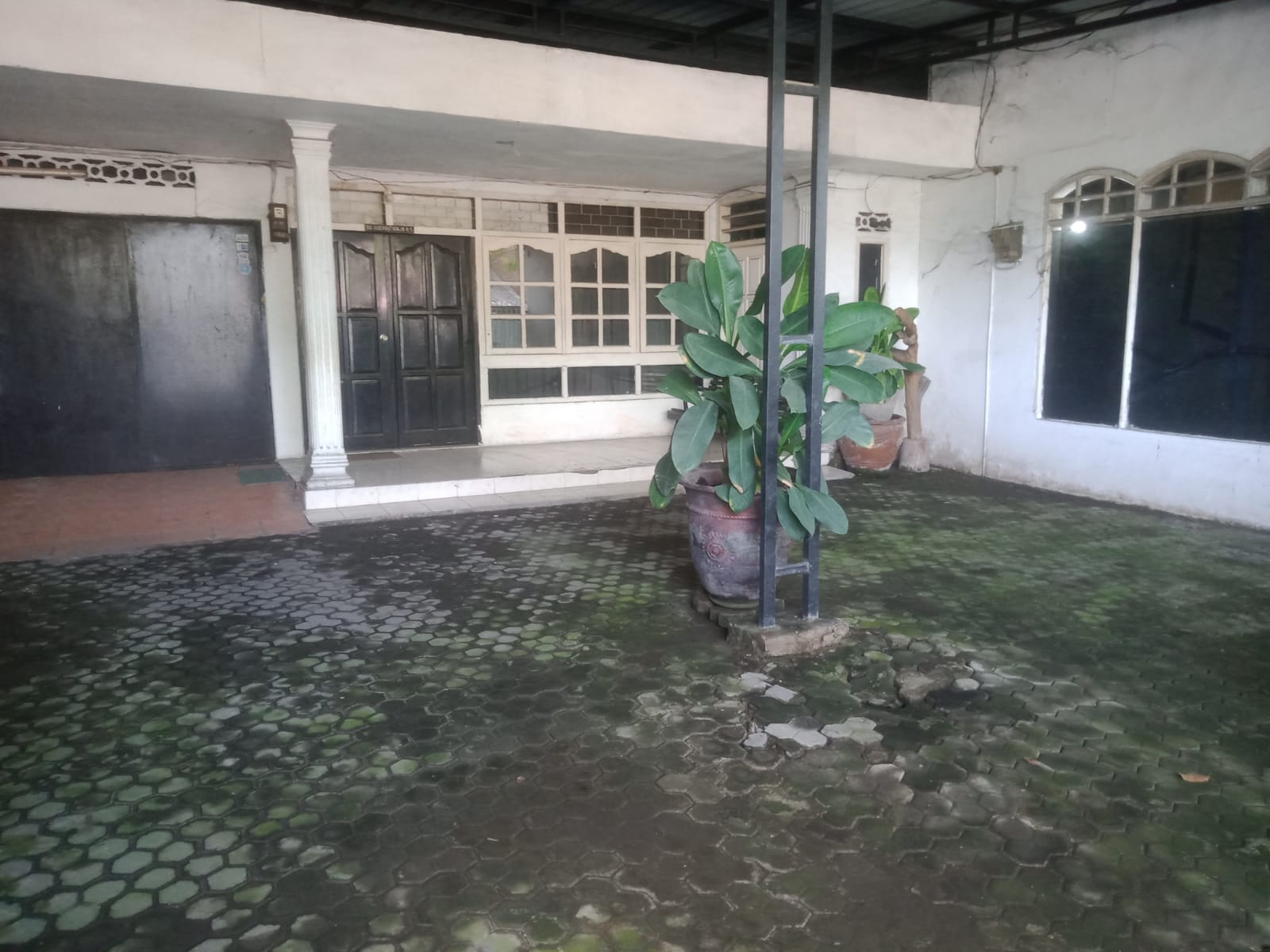 Dijual Rumah Nyaman Strategis Sulawesi di Wilayah Surabaya Timur - Thumbnail 3