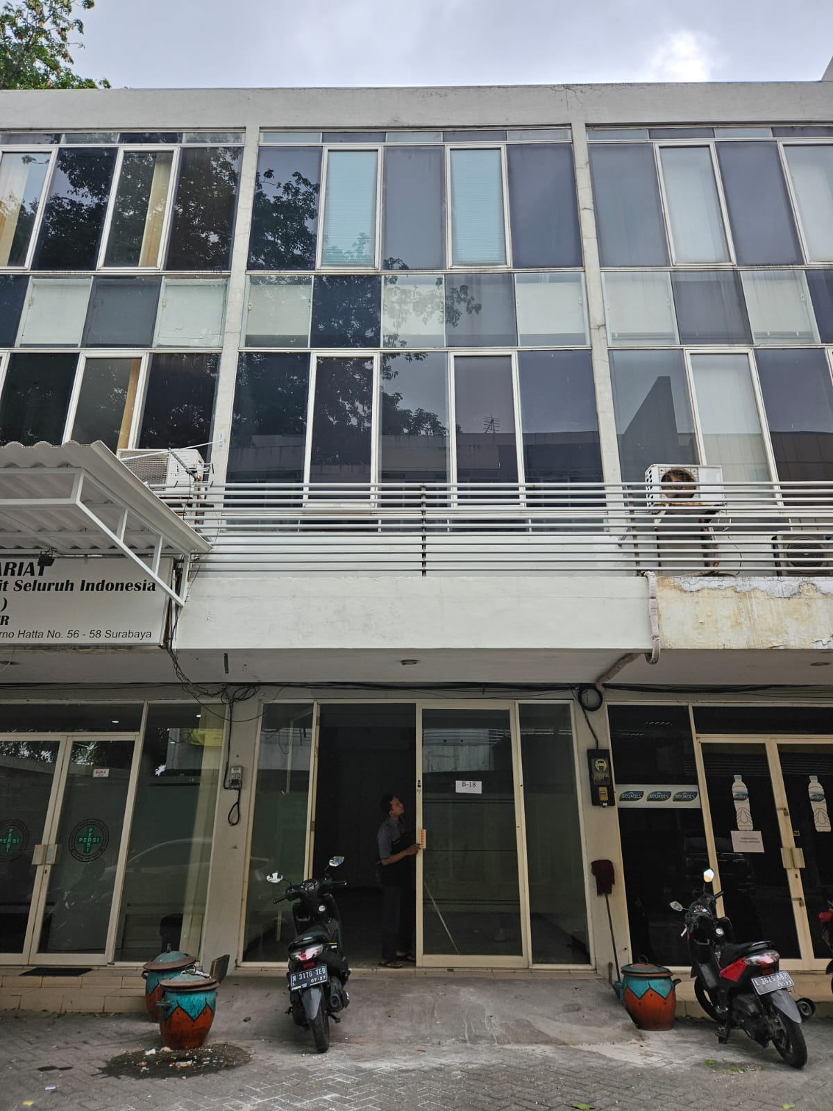 Dijual/Disewakan Ruko 3 Lantai Komersial Strategis di Este Square Merr Surabaya Timur - Image 1