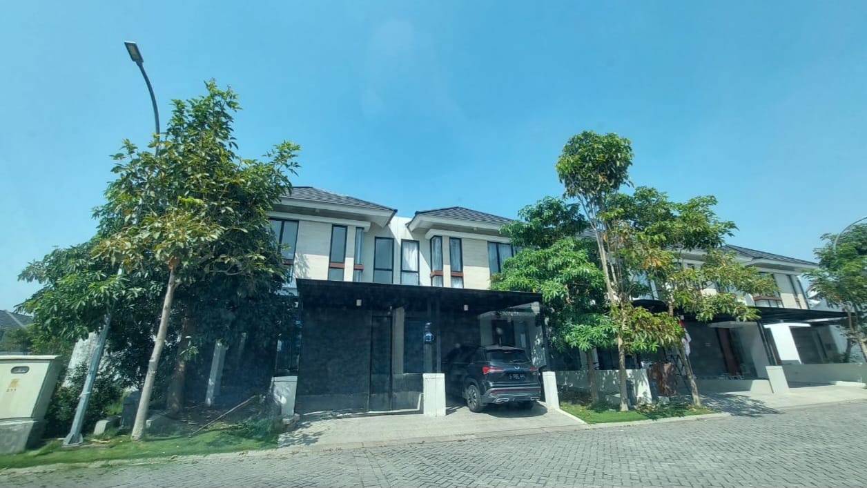 Dijual Rumah Murah di Northwest Hill Citraland Surabaya Barat - Image 1