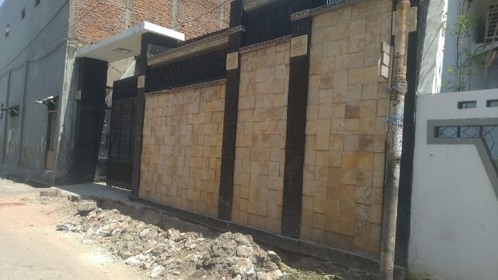 Dijual Rumah Strategis Kedinding Lor Wilayah Surabaya Utara - Image 1