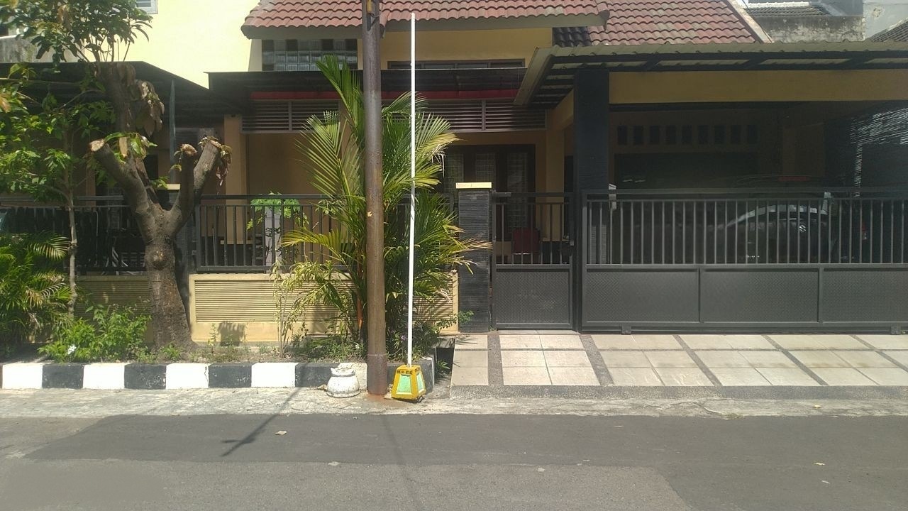 Dijual Rumah Strategis Wisma Menanggal Surabaya Selatan - Image 1