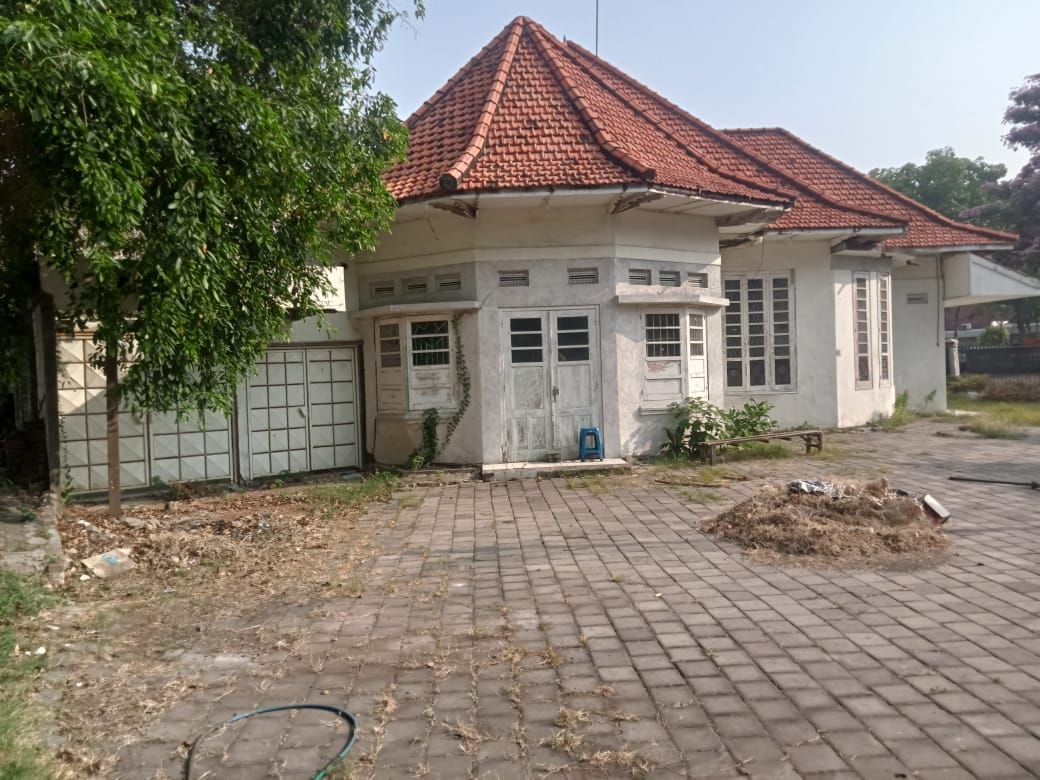 Dijual Rumah Strategis di Wilayah Ciliwung Diponegoro Surabaya Pusat - Thumbnail 2