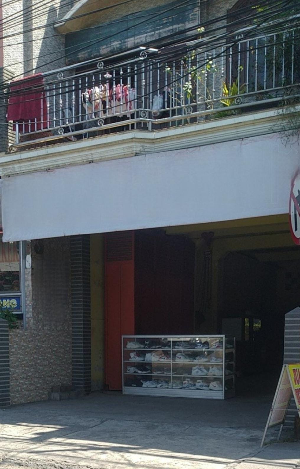 Dijual Rumah Strategis di Raya Kendung Surabaya Barat - Image 1