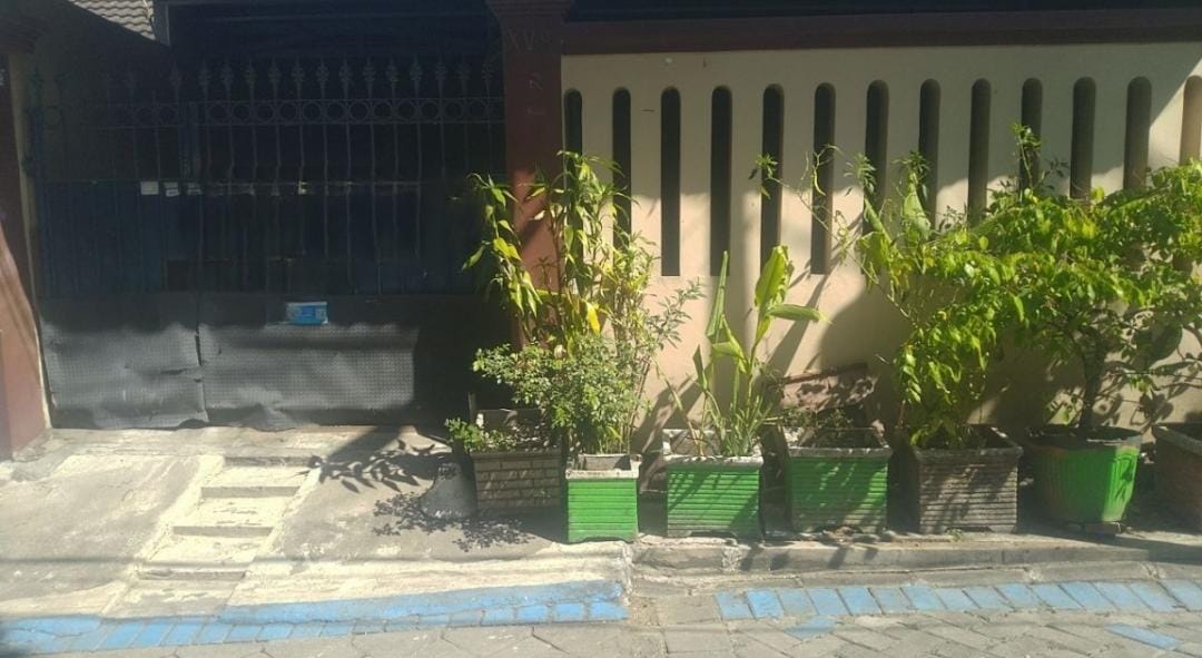 Dijual Rumah Asri Nyaman di Wisma Tengger Surabaya Barat - Image 1