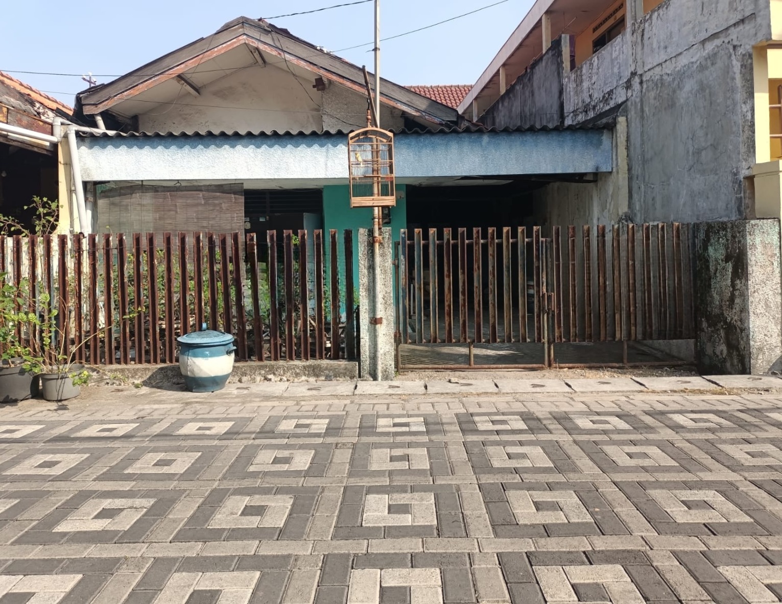 Dijual Rumah Siap Huni di Gayungan Surabaya Selatan - Image 1