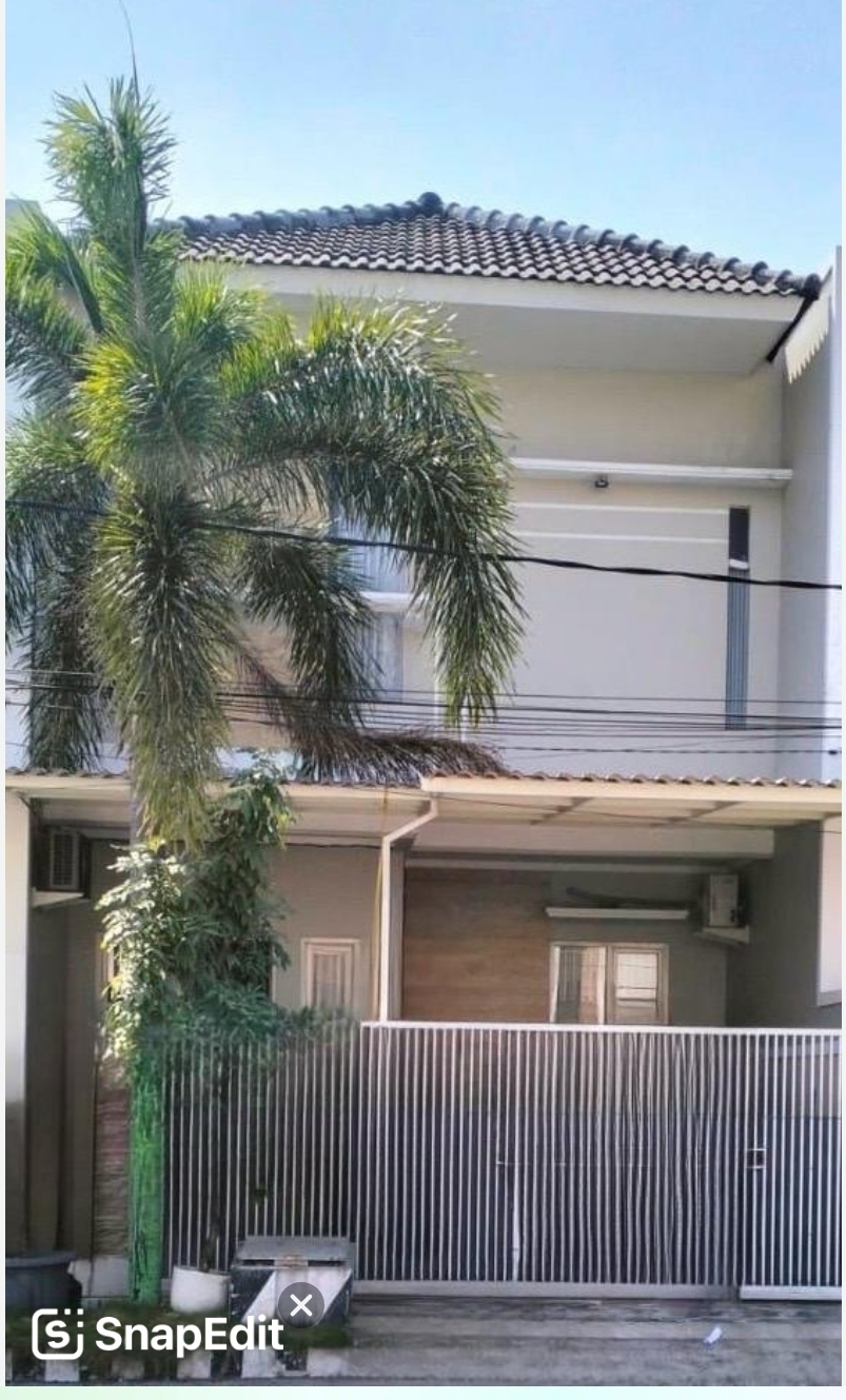 Disewakan Rumah Strategis di Wilayah Kutisari Indah Selatan - Image 1