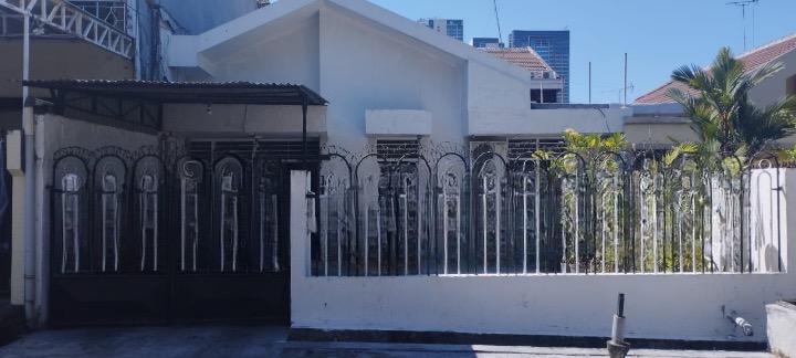 Dijual Rumah Nyaman Strategis di Kencana Sari Timur Wilayah Surabaya Barat - Image 1
