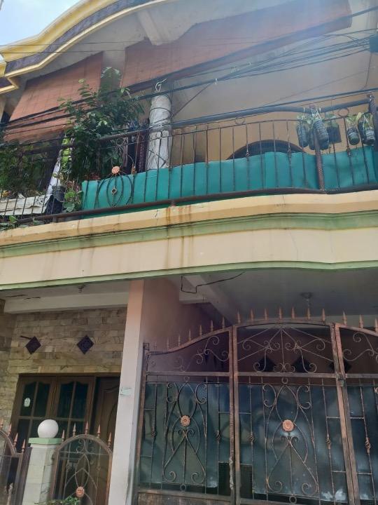 Dijual Rumah Strategis Kedinding Lor di Wilayah Surabaya Utara - Image 1