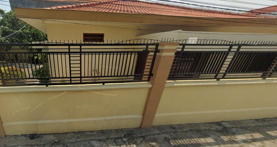 Dijual Rumah Hook Nyaman Granting Baru Tengah di Wilayah Surabaya Pusat - Thumbnail 2