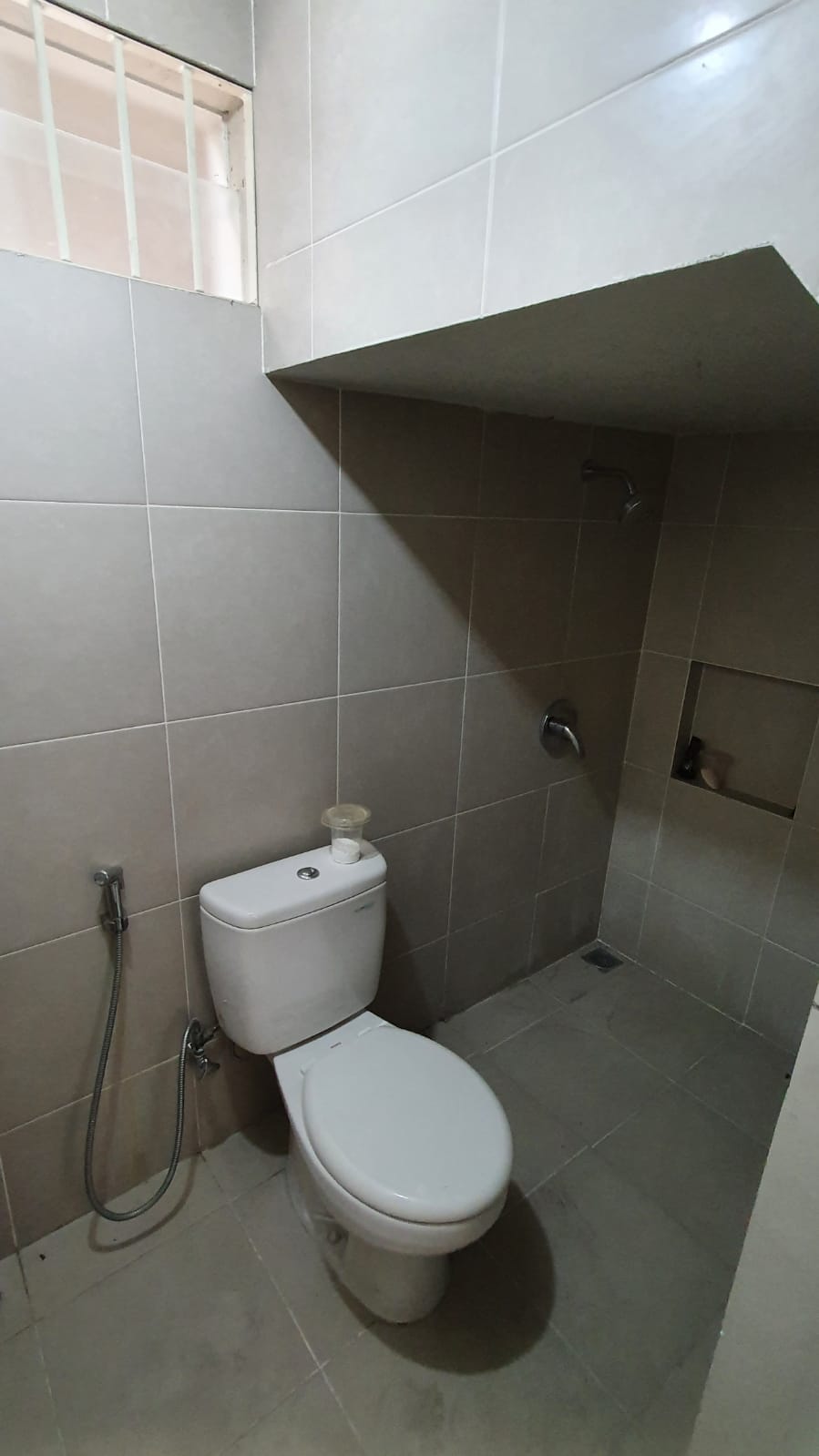 Dijual Rumah Nyaman Citraland The Greenlake di Wilayah Surabaya Barat - Thumbnail 3