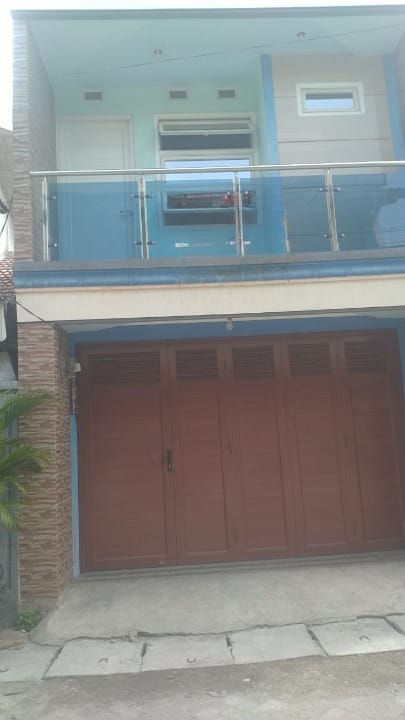 Dijual Rumah Strategis di Nginden Baru Surabaya Timur - Image 1