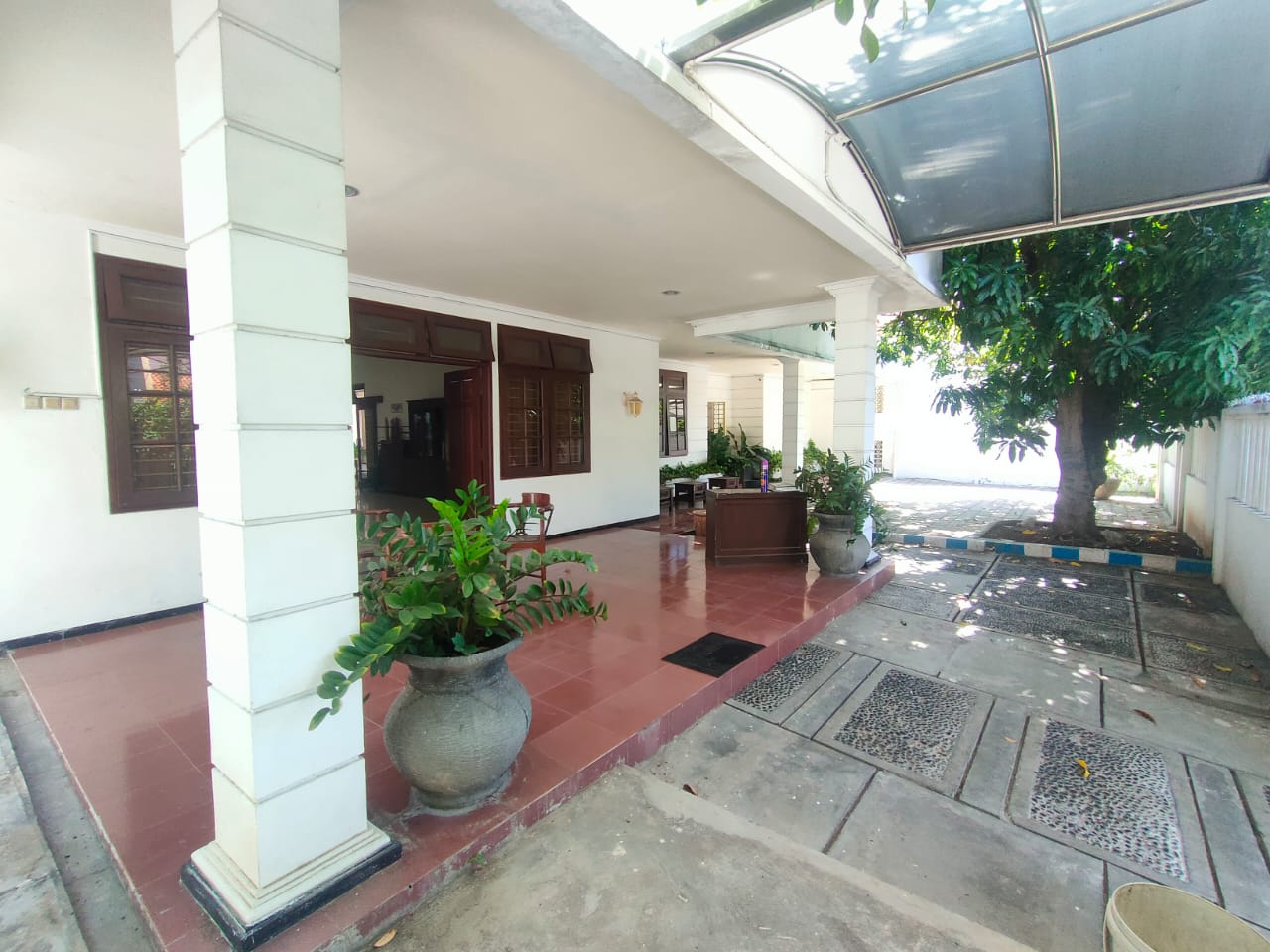 Dijual Rumah Nyaman Strategis di Manyar Jaya Surabaya Timur - Thumbnail 3