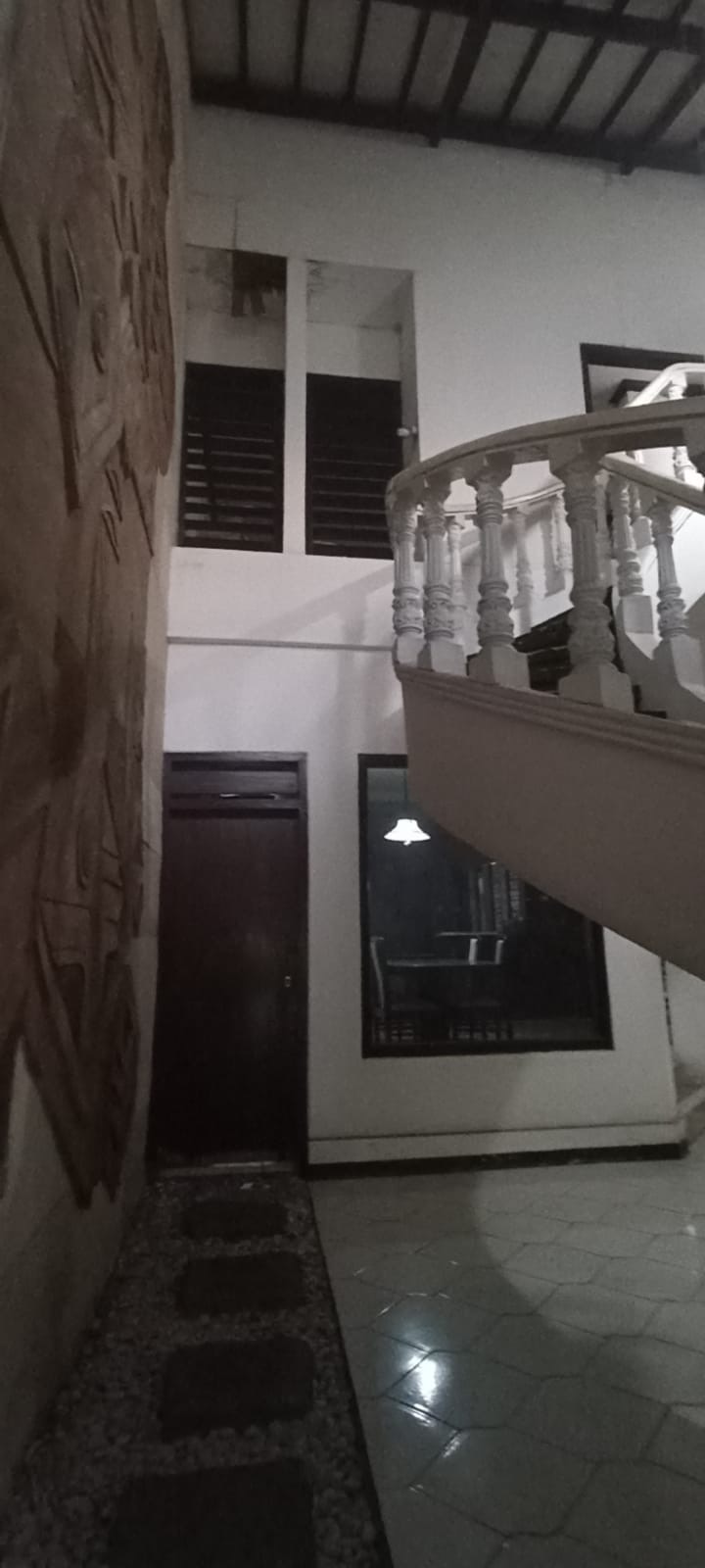 Dijual/Disewakan Rumah Siap Huni di Kupang Indah Surabaya Selatan - Thumbnail 2