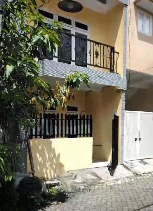 Dijual/Disewakan Rumah Strategis di Sidotopo Wetan Baru Surabaya Utara - Image 1
