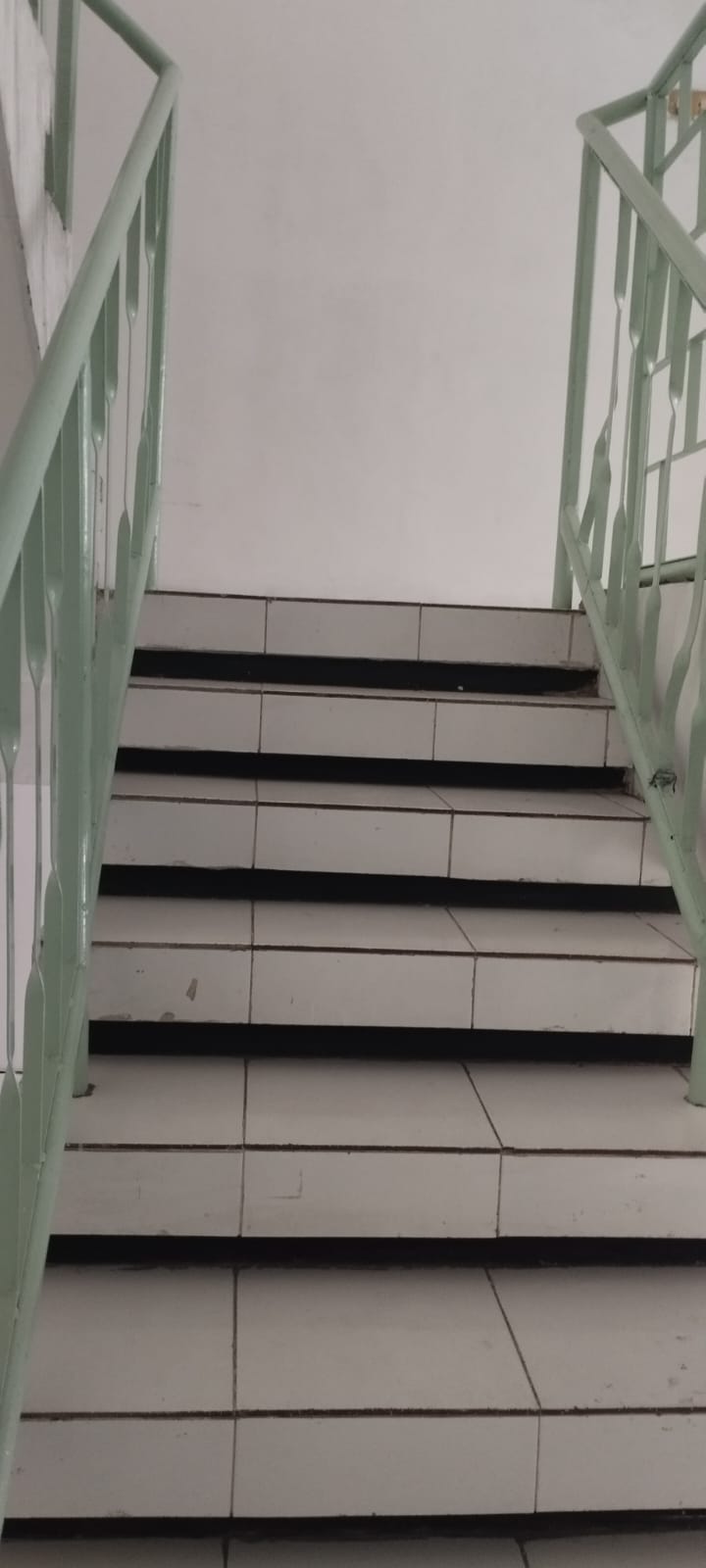 Dijual/Disewakan Ruko Tiga Lantai di Wilayah Gembong Surabaya Timur - Thumbnail 4