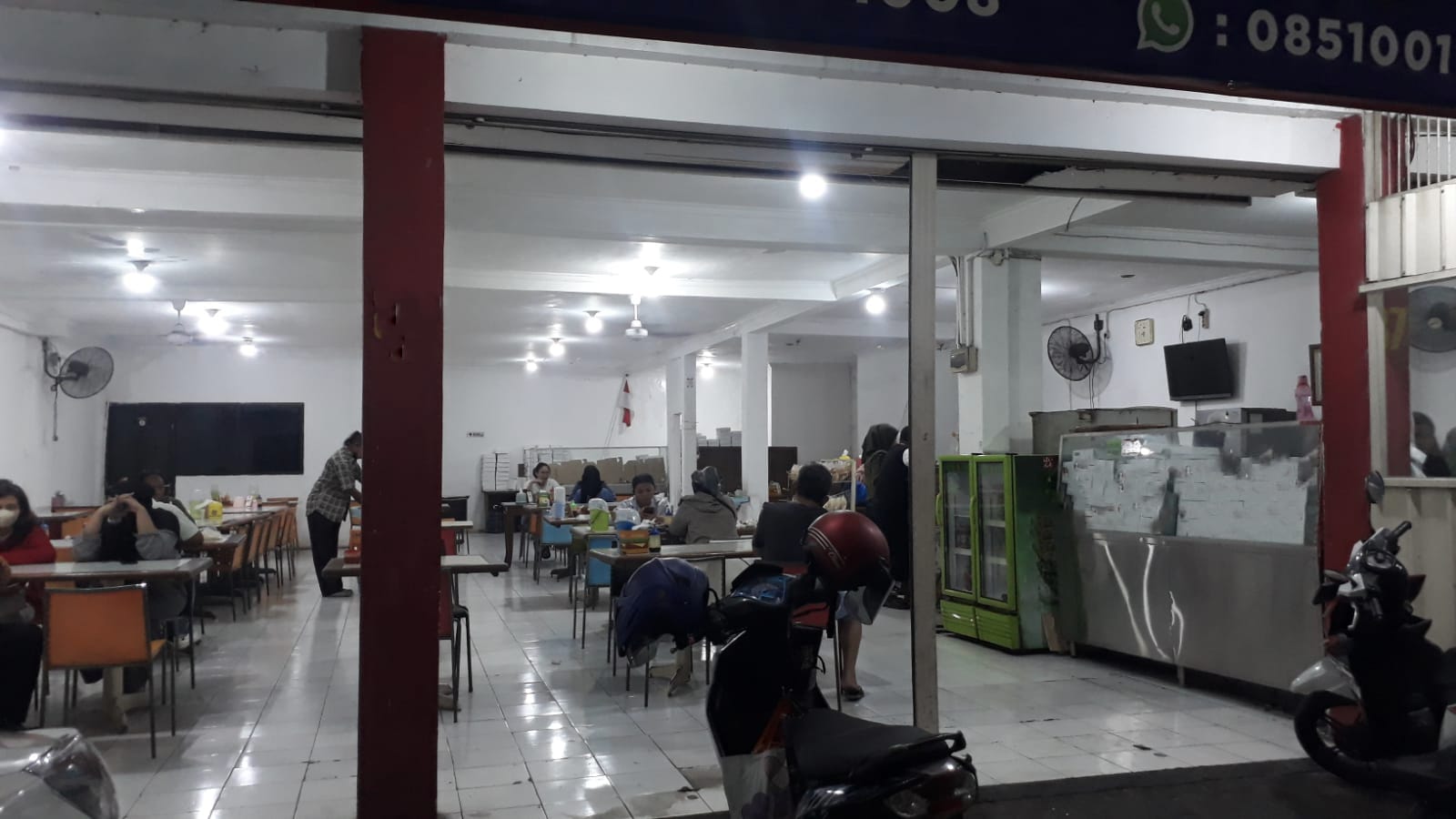 Disewakan Ruko Nol Jalan Strategis Akses Muda Cocok Untuk Usaha di Barata Jaya Surabaya Timur - Image 1