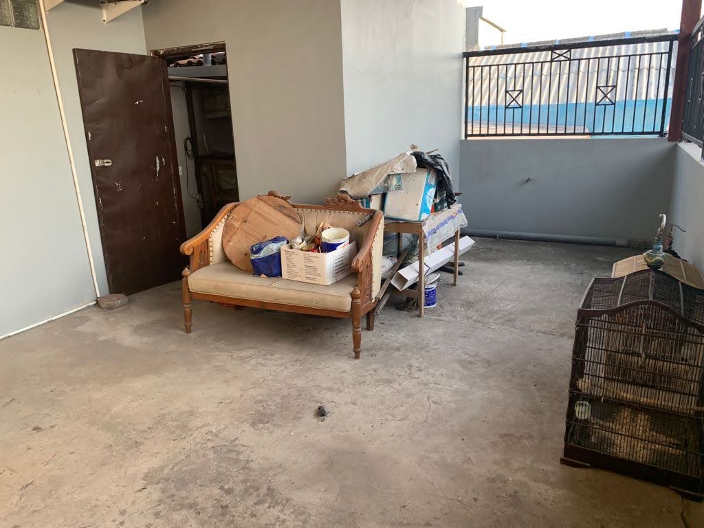 Dijual Rumah Bagus Strategis di Dukuh Setro Surabaya Utara - Thumbnail 4