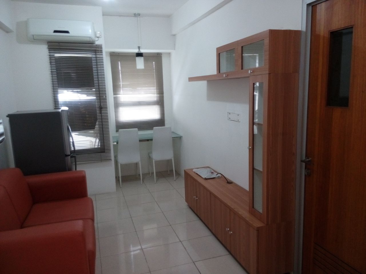 Dijual Apartment Full Furnish Wilayah di Puncak Permai Surabaya Barat - Image 1
