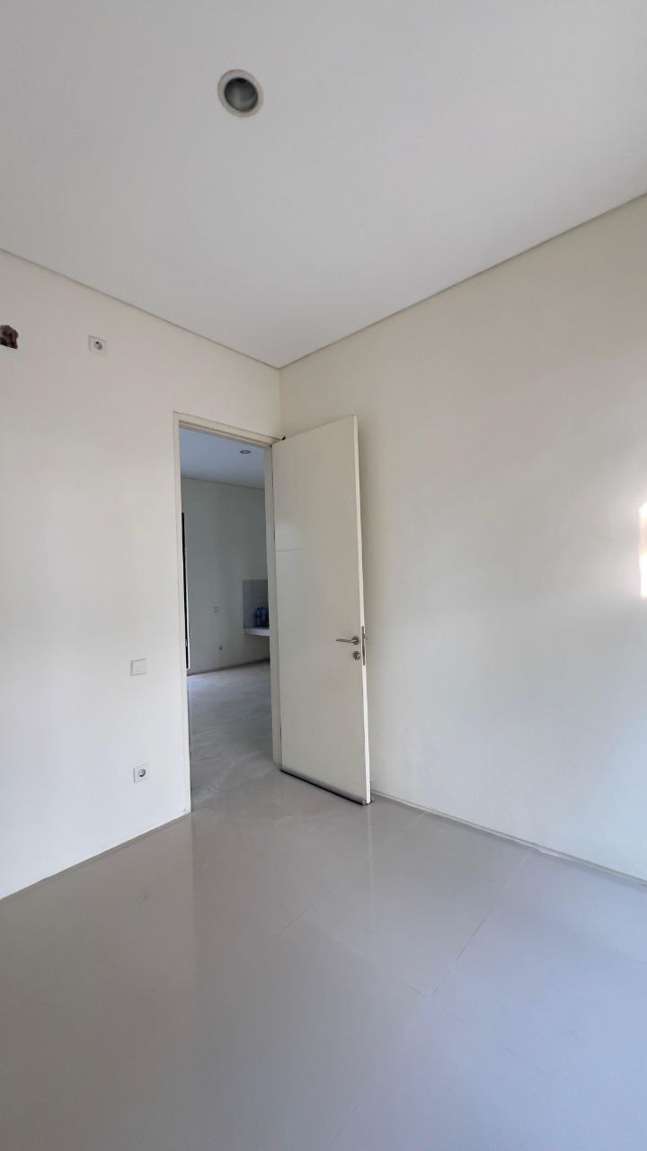 Dijual Rumah View Danau Wilayah diNorth West Lake Citraland Surabaya Barat - Thumbnail 6