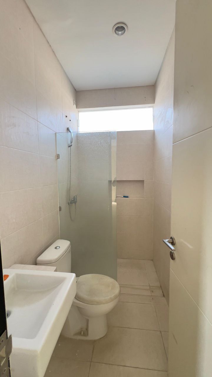 Dijual Rumah View Danau Wilayah diNorth West Lake Citraland Surabaya Barat - Thumbnail 8