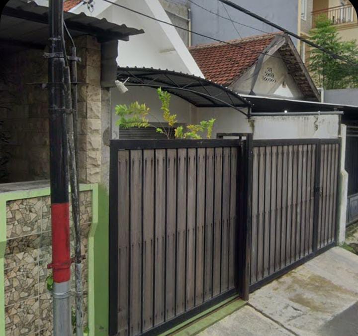 Dijual Rumah Strategis Rangkah di Wilayah Surabaya Timur - Image 1