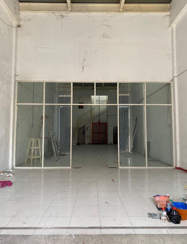 Dijual Ruko Bagus Strategis Setro Baru di Wilayah Surabaya Timur - Thumbnail 2