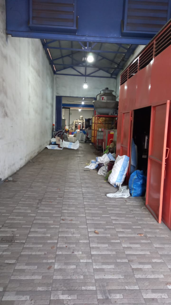 Dijual Pabrik Bagus Strategis Setro Baru di Wilayah Surabaya Timur - Thumbnail 3