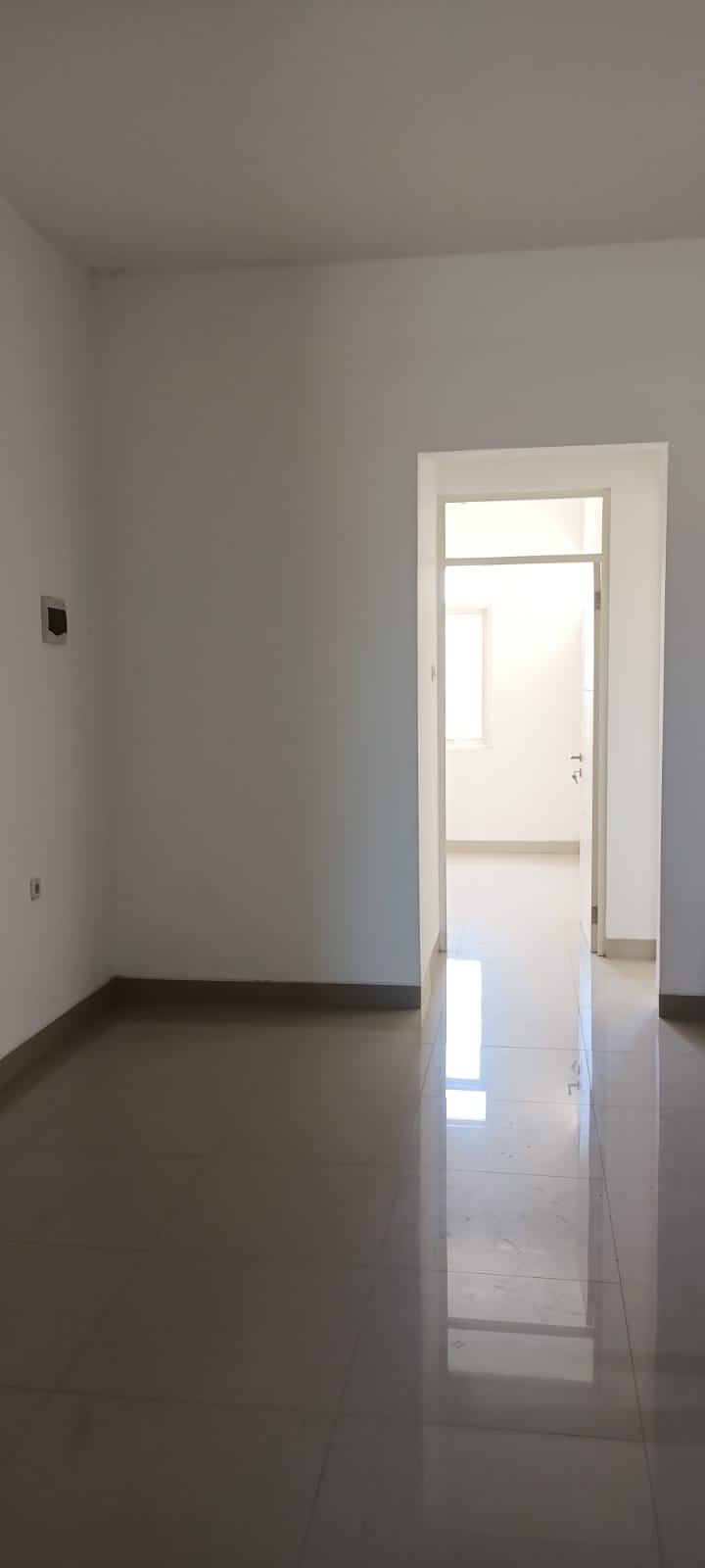 Dijual Rumah Bagus Nyaman di Kutisari Indah Utara Wilayah Surabaya Timur - Thumbnail 4