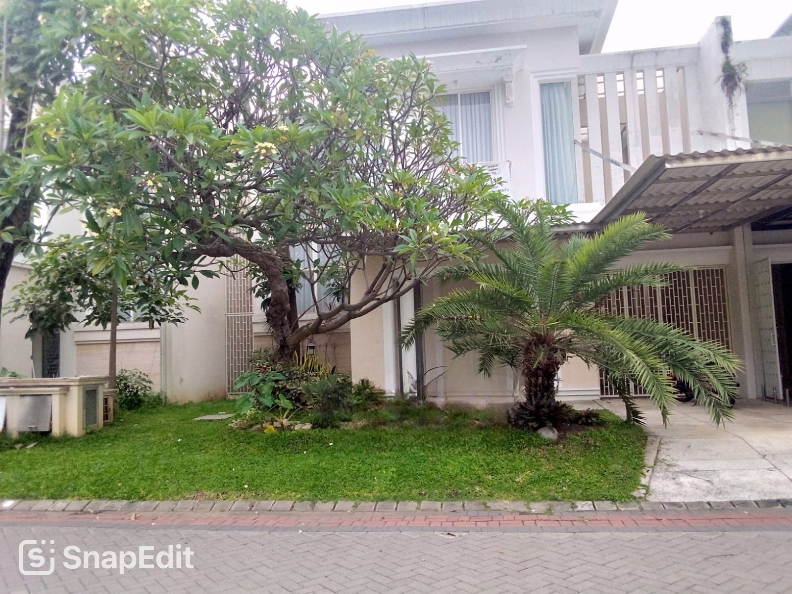Dijual Rumah Nyaman di Long Beach Pakuwon City Surabaya Timur - Image 1
