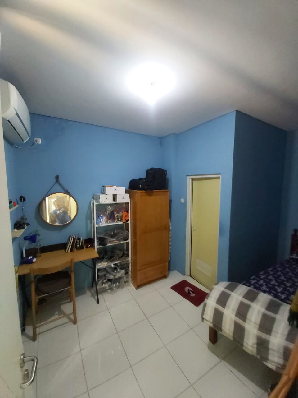 Disewakan Rumah Bagus Nyaman di Kutisari Indah Utara Wilayah Surabaya Timur - Thumbnail 4