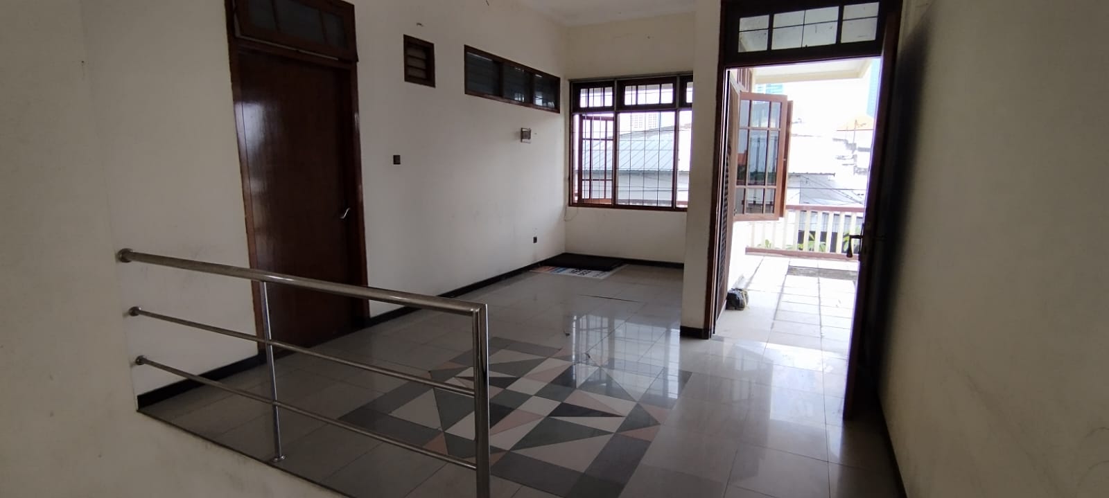 Dijual/Disewakan Ruko Strategis di Bulujaya Lontar Surabaya Barat - Thumbnail 3