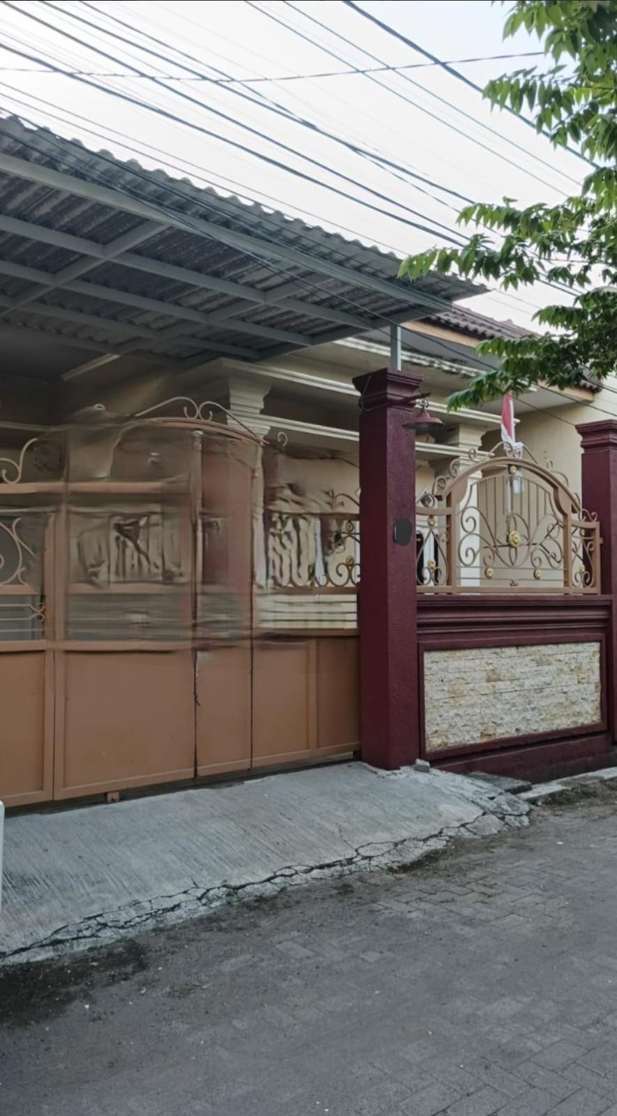 Dijual Rumah Asri nan Terawat di Mojo Klangu Kidul Surabaya Timur - Image 1