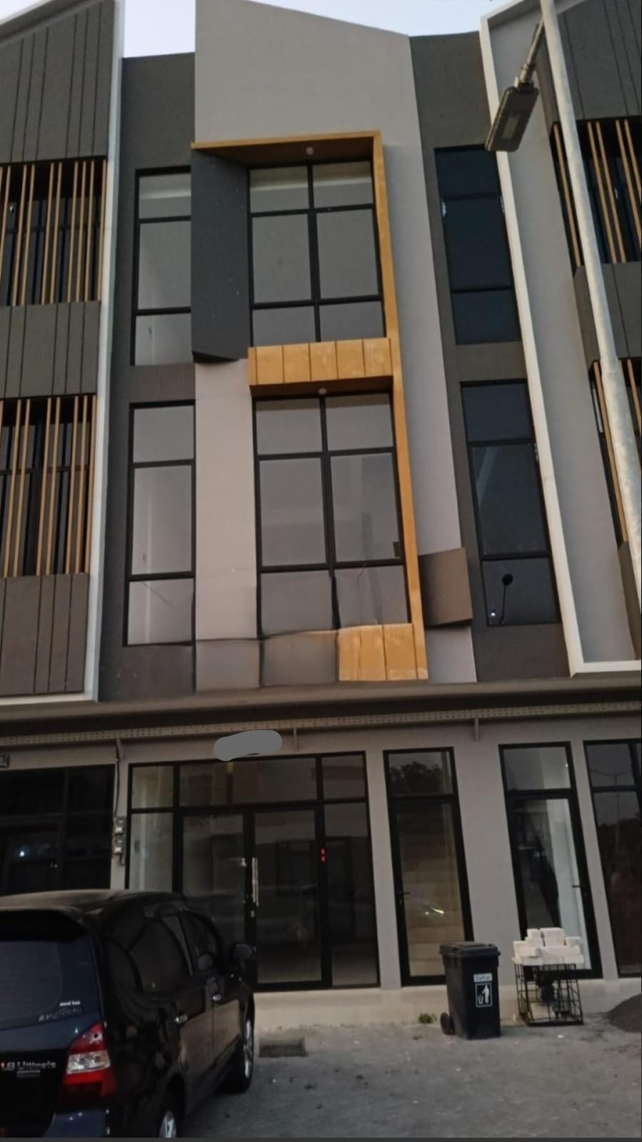 Dijual Ruko Strategis di Wilayah Surabaya Timur - Image 1