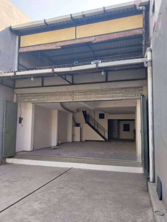 Disewakan Ruko Lokasi di Raya Kalirungkut Surabaya Timur - Image 1